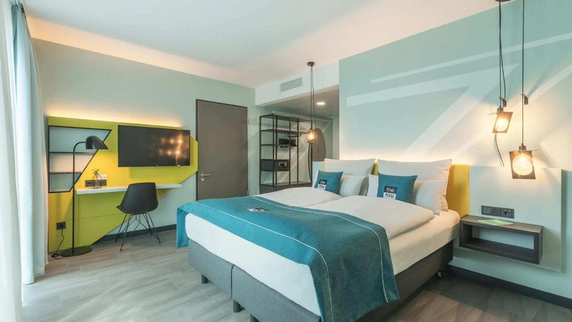 Holiday Inn - The Niu, Seven Dusseldorf Ost By Ihg