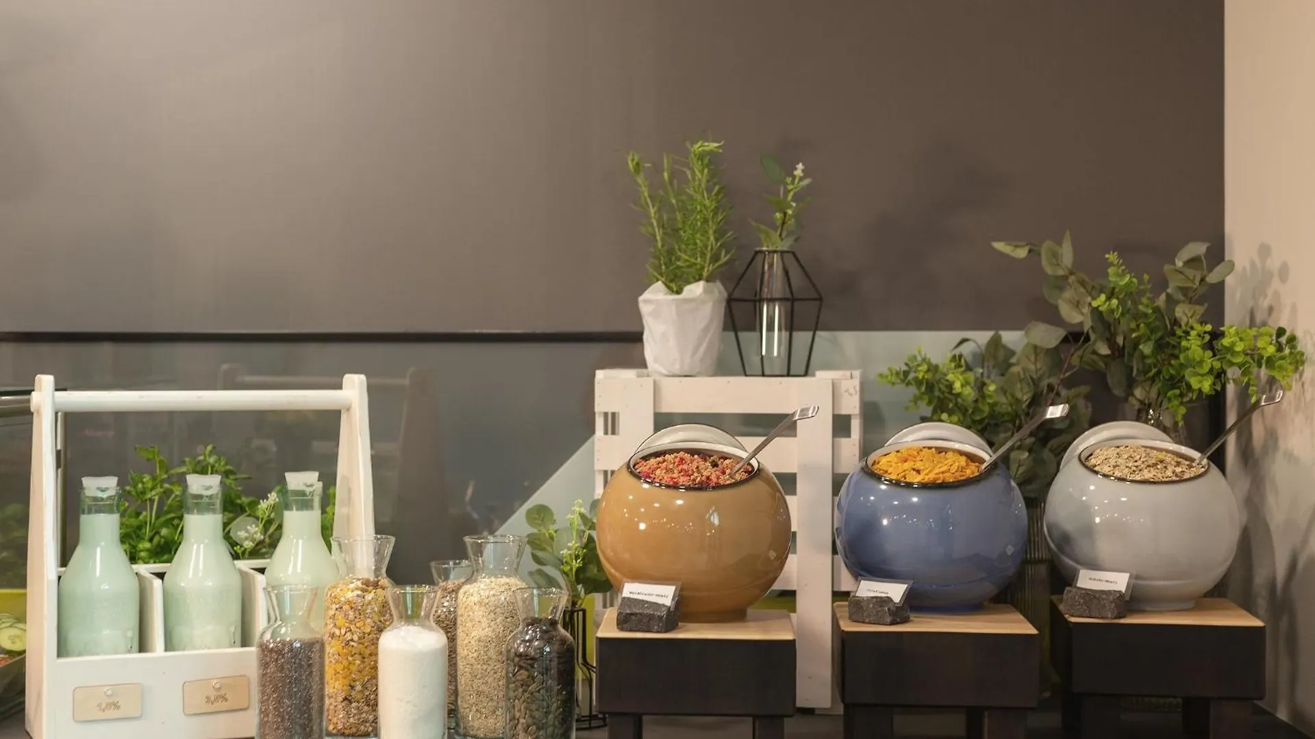 Holiday Inn - The Niu, Seven Dusseldorf Ost By Ihg 3*,  Almanya
