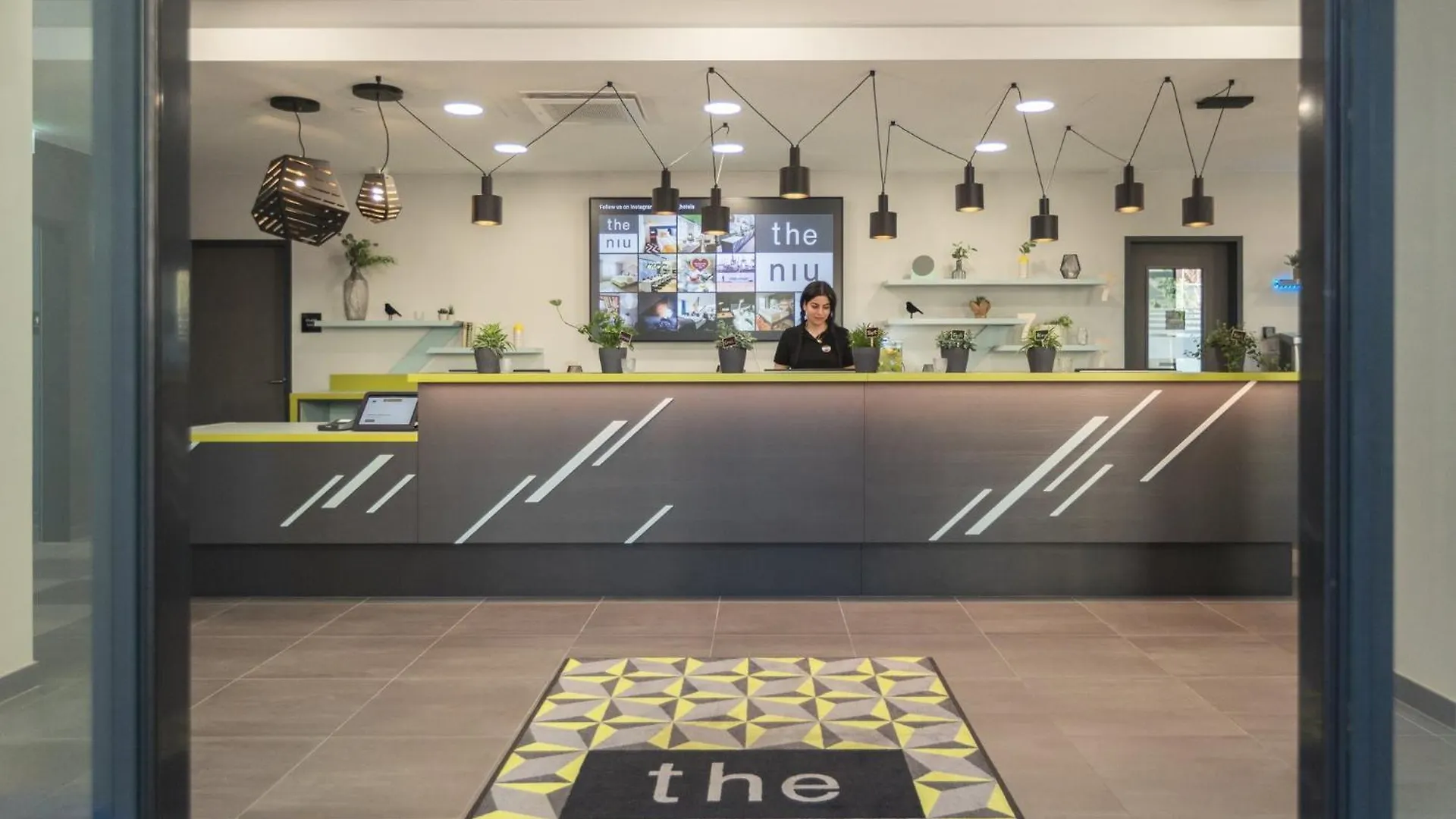 Holiday Inn - The Niu, Seven Dusseldorf Ost By Ihg 3*,